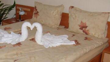 Фото номера Трехместный номер Отель Family Hotel St. Constantine and Helena г. Ивайловград 4